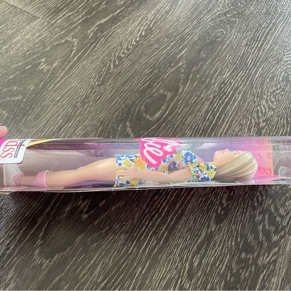 New! Barbie Fashionistas Doll #208 with Down Syndrome - Picture 13 of 16